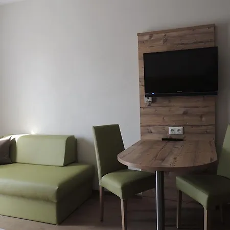 Hotel Hotel-gasthof Neue Post Leutershausen (Bavaria)