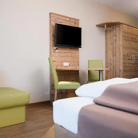 Hotel Hotel-gasthof Neue Post 2*