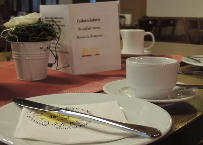 호텔 Hotel-gasthof Neue Post 2*