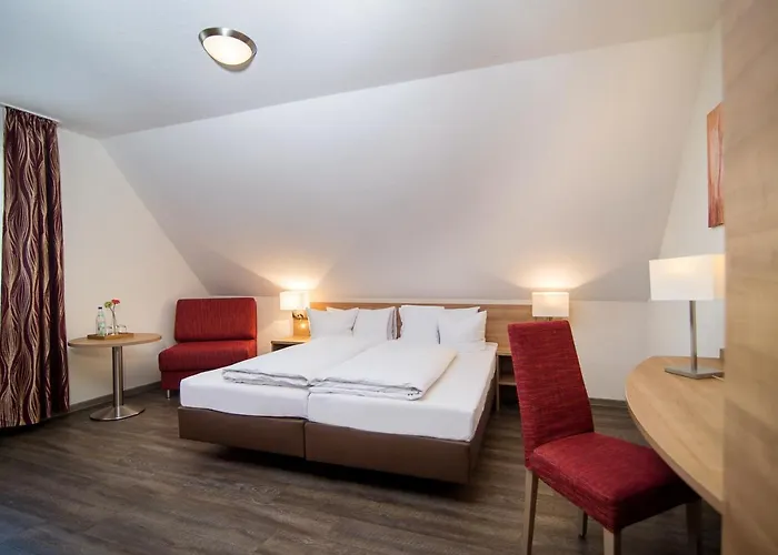 Hotel-gasthof Neue Post 2* Leutershausen (Bavaria)